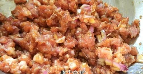 千層肉餅的做法