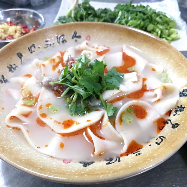 趕會擺地?cái)傔m合賣什么好